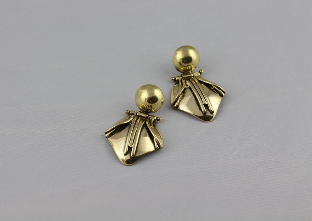 Emma Articulated Gold Earrings