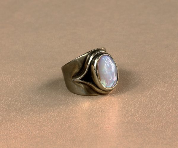 Juno Mother of Pearl Ring