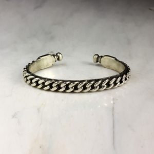 Chain Εngraved Cuff