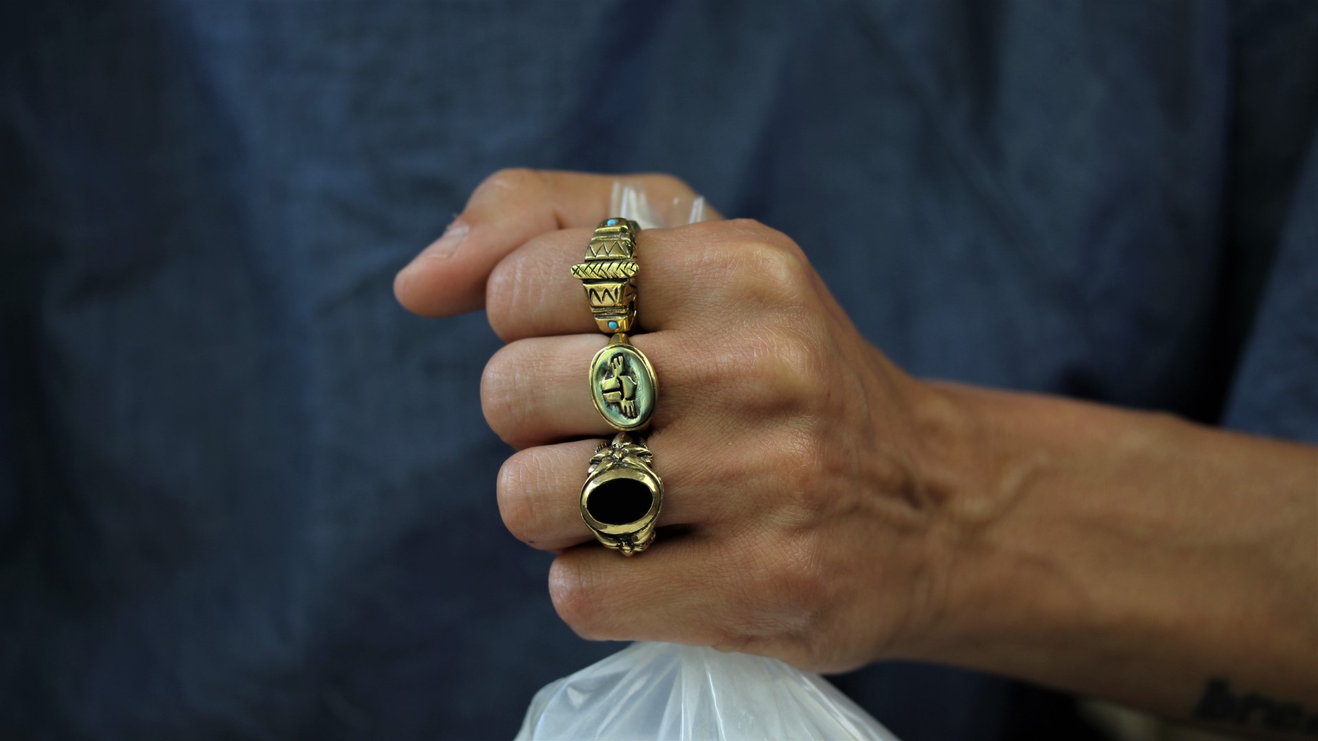 Scarab Signet Gold - Break Stone Jewelry