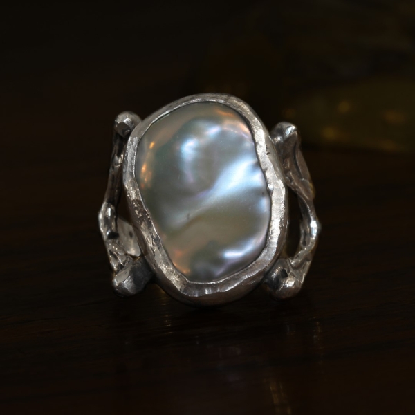 Baroque Mother Of Pearl Silver Ring