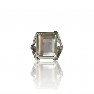 Reine Mother Of Pearl Ring