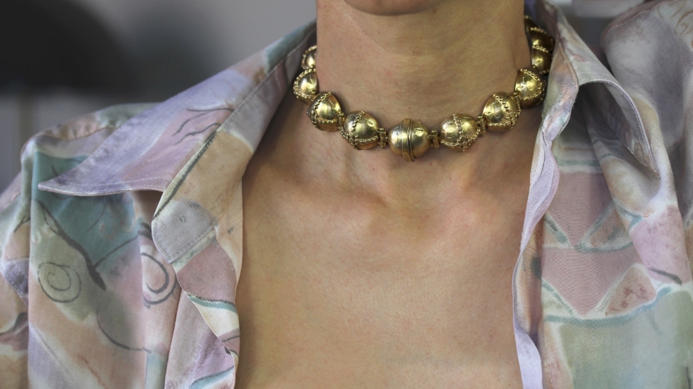 Pollaris Gold Choker Necklace